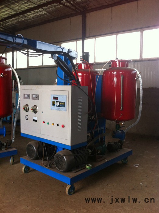 供應(yīng)振宇220聚氨酯高壓發(fā)泡機