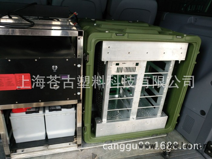 上海滾塑12U減震機(jī)架箱移動(dòng)機(jī)柜服務(wù)器安裝航空箱機(jī)架箱 19英寸機(jī)架箱