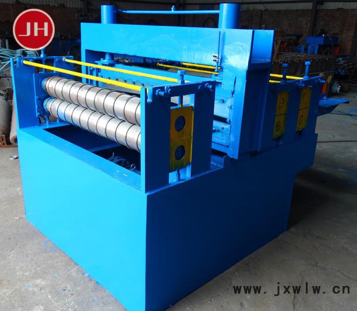 金恒壓瓦機(jī)廠專業(yè)生產(chǎn)**分條剪板機(jī)、折彎機(jī) 上料架  全國發(fā)貨 **剪板機(jī)