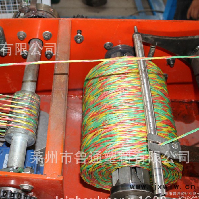 塑料拉絲機(jī)，牧草捆草繩拉絲機(jī)，農(nóng)用撕裂膜拉絲機(jī)，稻草打草繩機(jī)，谷草/秸稈打草繩設(shè)備