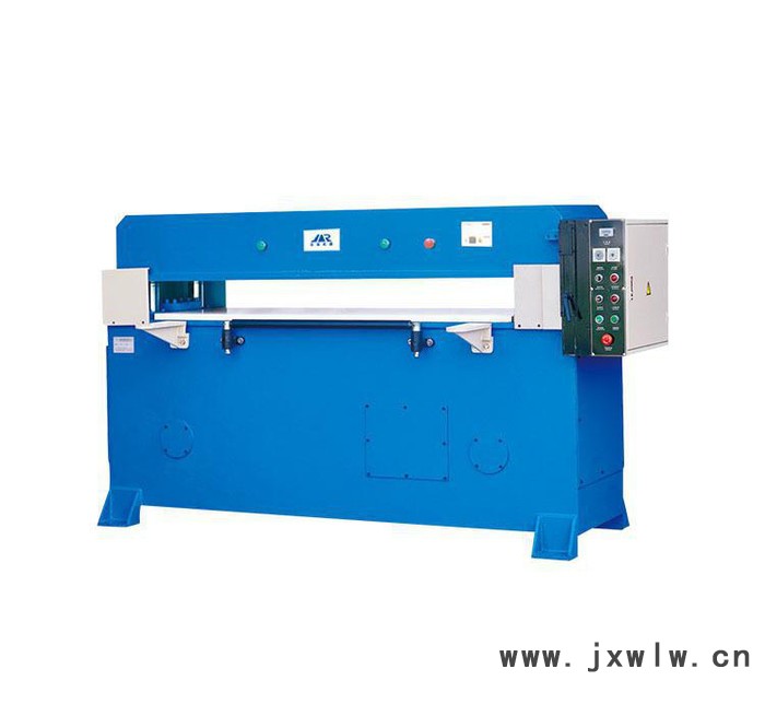 【益金機(jī)械】大量生產(chǎn)高質(zhì)量機(jī)械加工設(shè)備 四柱自動(dòng)平衡裁斷機(jī)