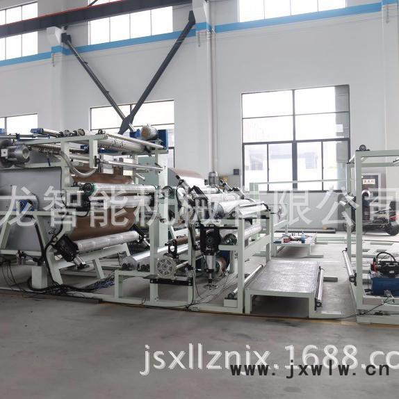 防水透氣膜膠點(diǎn)轉(zhuǎn)移復(fù)合機(jī) 油膠貼合機(jī) 無(wú)紡布服裝面料復(fù)合機(jī)