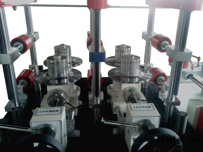 斷橋鋁型材復(fù)合機 斷橋鋁型材滾壓機  墊片四驅(qū)式