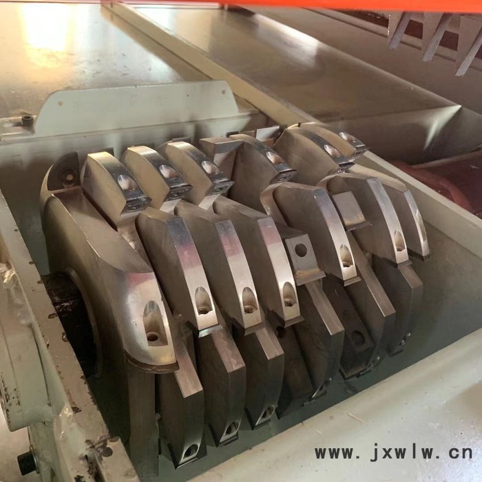 全自動(dòng)開槽機(jī)木工挖槽機(jī)參數(shù)銳佳生產(chǎn)批發(fā)木工銑槽機(jī)全自動(dòng)開槽機(jī)