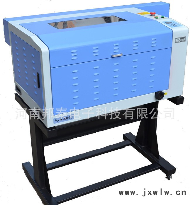 木刻畫(huà)激光雕刻機(jī) 小型激光雕刻機(jī)4060新款直銷(xiāo)