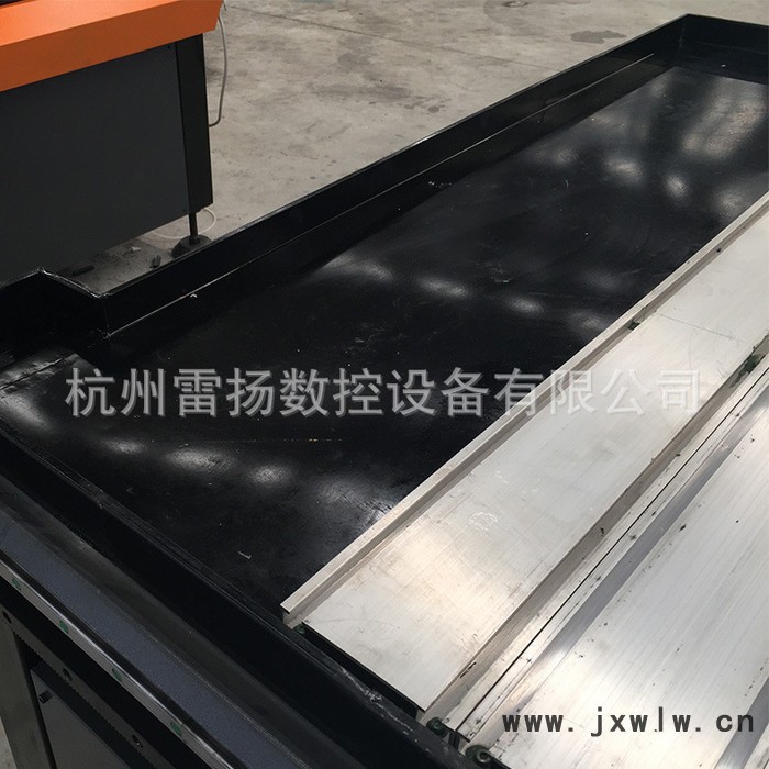 直銷(xiāo) 高品質(zhì)電動(dòng)雕刻機(jī) 帶水槽雕刻機(jī) 多功能金屬雕刻機(jī)