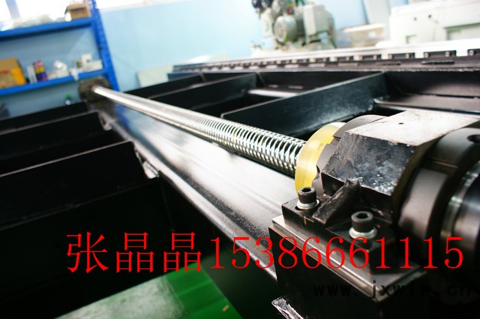 供應(yīng)光纖激光切割機(jī) 高性能低價(jià)格 操作方便 數(shù)控切割機(jī) 金屬切