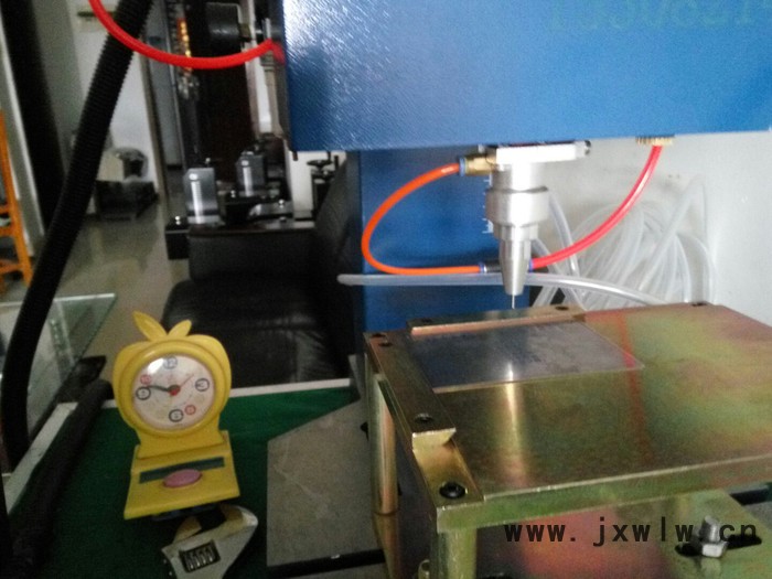 成都VIN打碼機，發(fā)動機號打標(biāo)機，氣動打標(biāo)機，打碼機**