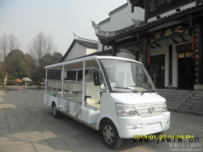 十一座燃油觀光車、十一座汽油觀光車、觀光車廠家直營，價格**，性價比最；中置發(fā)動機；比前置發(fā)動機動力提高20%。 貴州