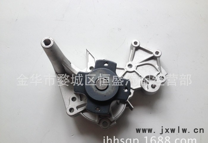 長安悅翔1.5老款 水泵 發(fā)動(dòng)機(jī)散熱器水泵總成