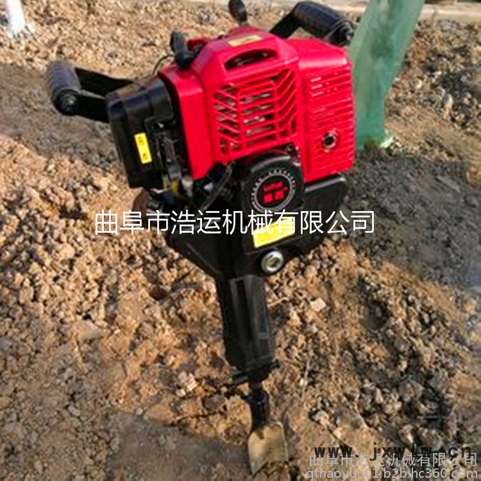 山東曲阜浩運(yùn)機(jī)械工廠直銷人工手提鏟式挖樹機(jī) 單缸發(fā)動機(jī)配套苗木起樹機(jī)移植機(jī)