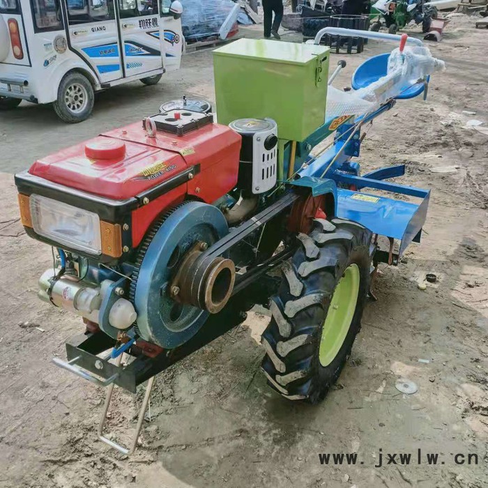 勝津機械手扶車8-15馬力柴油水冷手扶拖拉機/單缸常州發(fā)動機農(nóng)用拖車