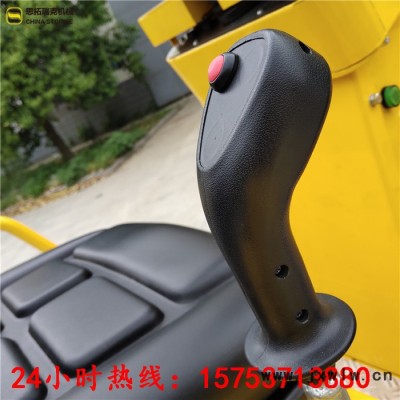 思拓瑞克ST2000 請為我轉身2噸全液壓振動壓路機 小型柴油三缸水冷洋馬發(fā)動機壓路機 瀝青管溝振動碾軋道機**價