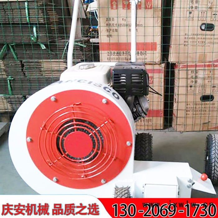 萊蕪清潔工程用慶安QCF-55/90 路面吹風(fēng)機(jī)，汽油吹風(fēng)機(jī)，大功率吹風(fēng)機(jī)，馬路吹風(fēng)機(jī)品質(zhì)保障