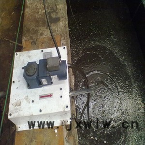 誠博機械油水分離設(shè)備管式除油機