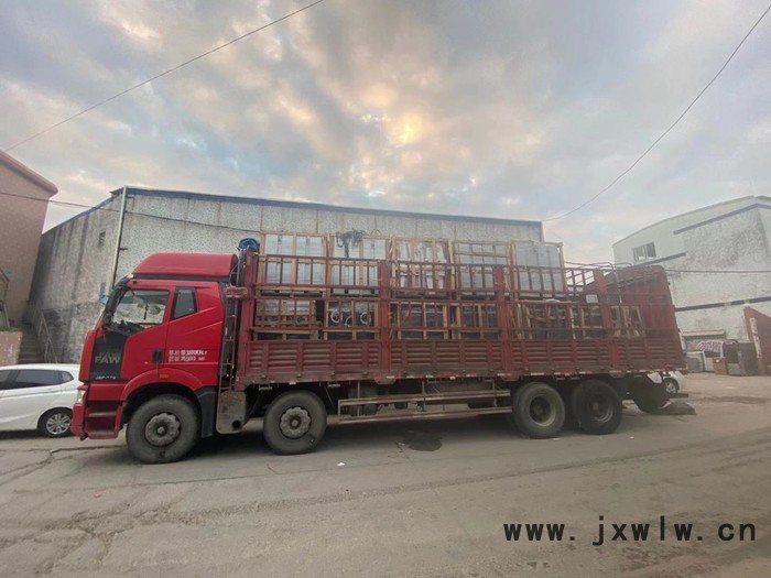 專(zhuān)用型熱泵機(jī)組    分體式熱泵機(jī)組   熱泵機(jī)組  廣東行峰冷熱設(shè)備有限公司