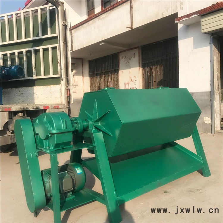 安遠(yuǎn)鐵除銹翻新拋光機(jī)自制滾筒拋光機(jī) 